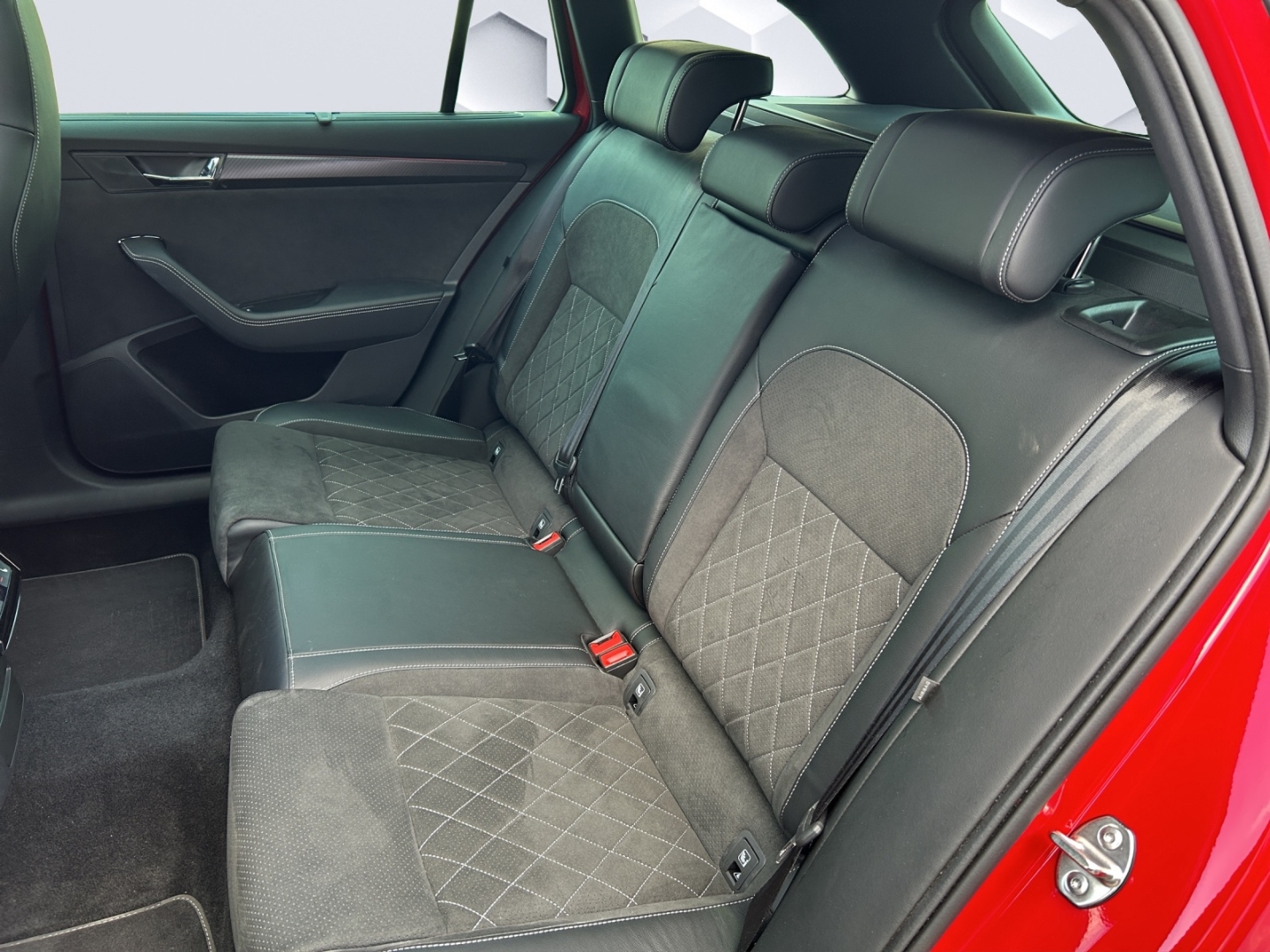 Superb Combi SportLine 4x4 2.0 TSI DSG