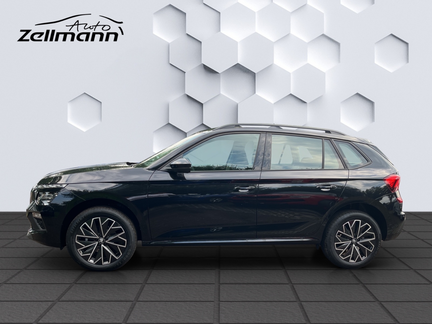 Kamiq Tour StandHZG AHK-klappbar Panorama Navi Digitales Cockpit 360 Kamera LED Blendfreies Fernl.