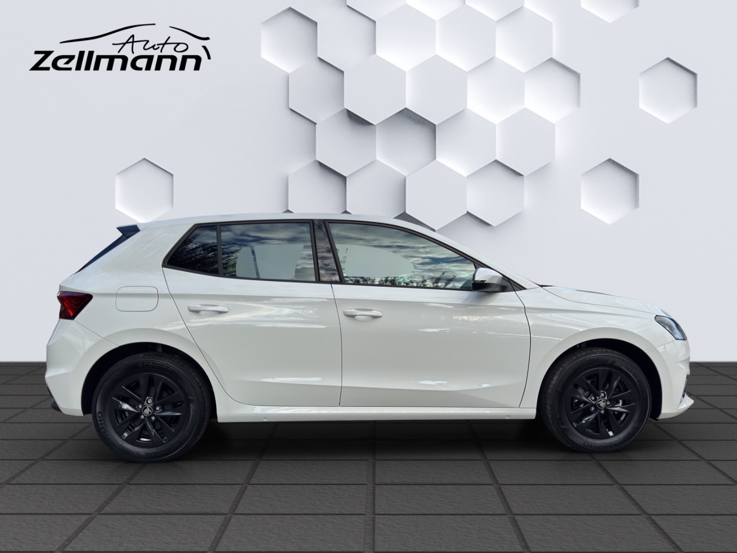 Fabia Selection LED Sperrdiff. ACC Apple CarPlay Android Auto Mehrzonenklima Musikstreaming