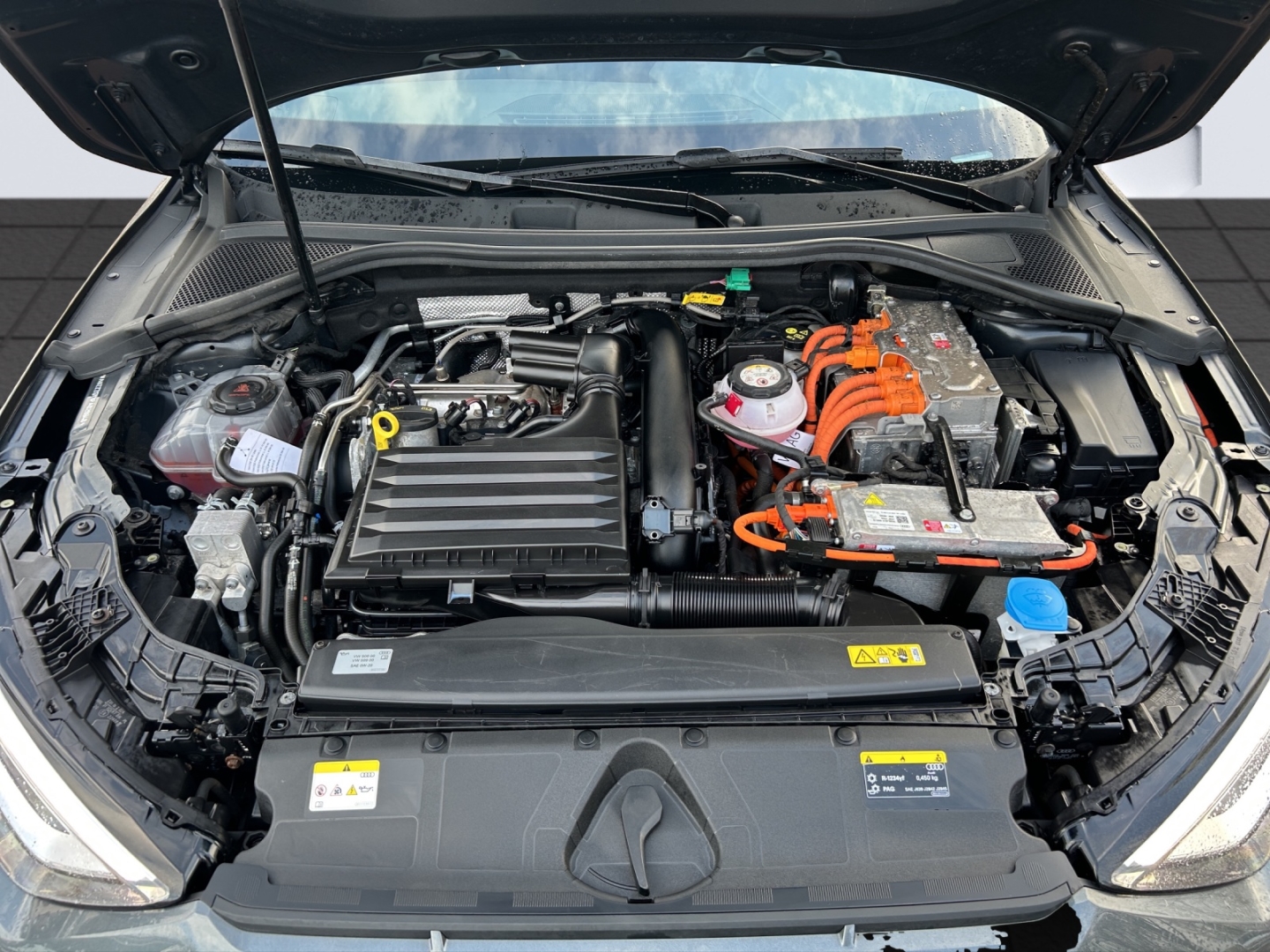 A3 Sportback TFSIe MatrixLED Rückfahrkamera ParkAssist Sitzheizung