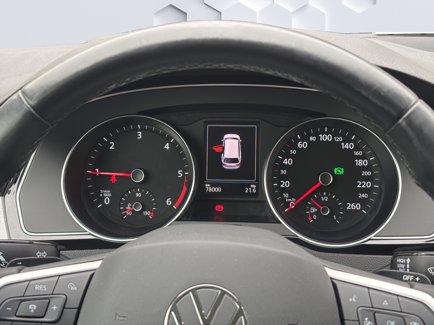 Passat Business 4Motion 2.0TDI 147kW AHZV MatrixLED ACC Rückfahrkamera Standheizung Sitzheizung