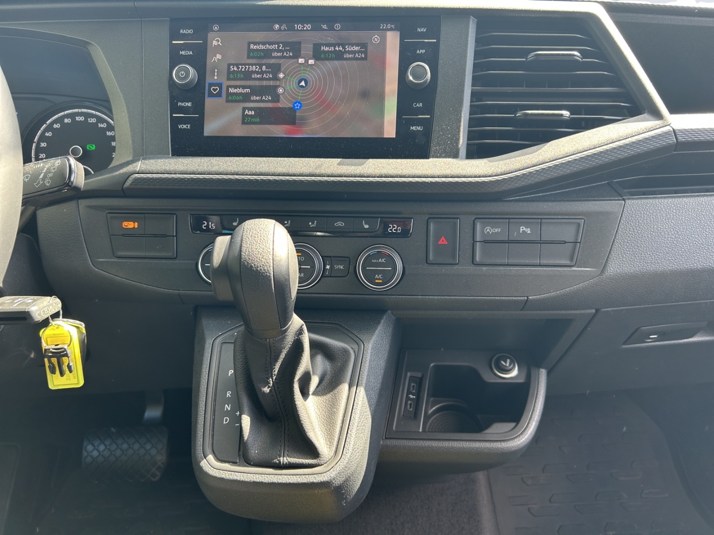 T6.1 California FWD Beach Camper 2.0 TDI Navi UVP 88.500