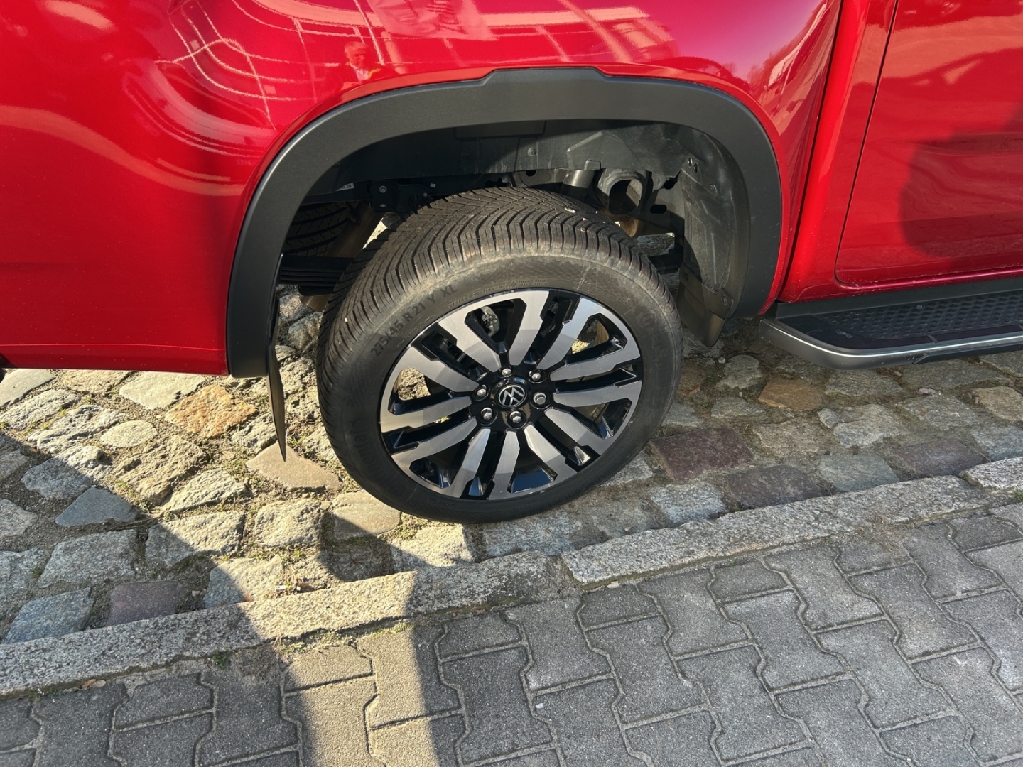 Amarok Aventura DC 3,0l TDI 10-Gang Autom. StandHZG AHK-abnehmbar Navi Leder digitales Cockpit