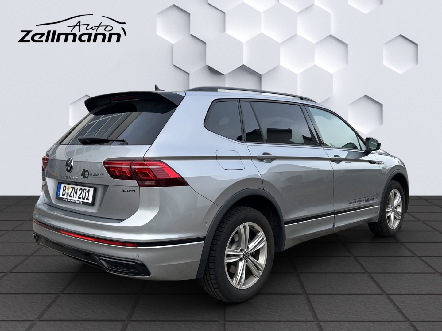 Tiguan Allspace R-Line 2.0 TDI DSG StHz 7.Sitzer