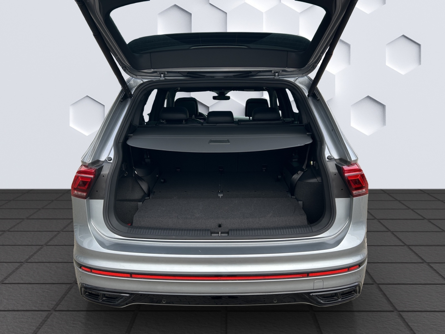 Tiguan Allspace R-Line 2.0 TDI DSG StHz 7.Sitzer