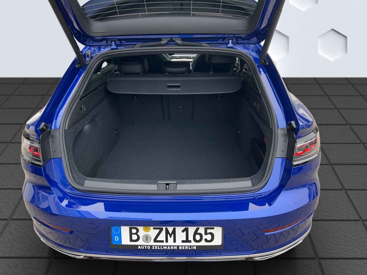 Arteon 4Motion R-Line 2.0l TDI DSG StHz Leder W+S Reifen