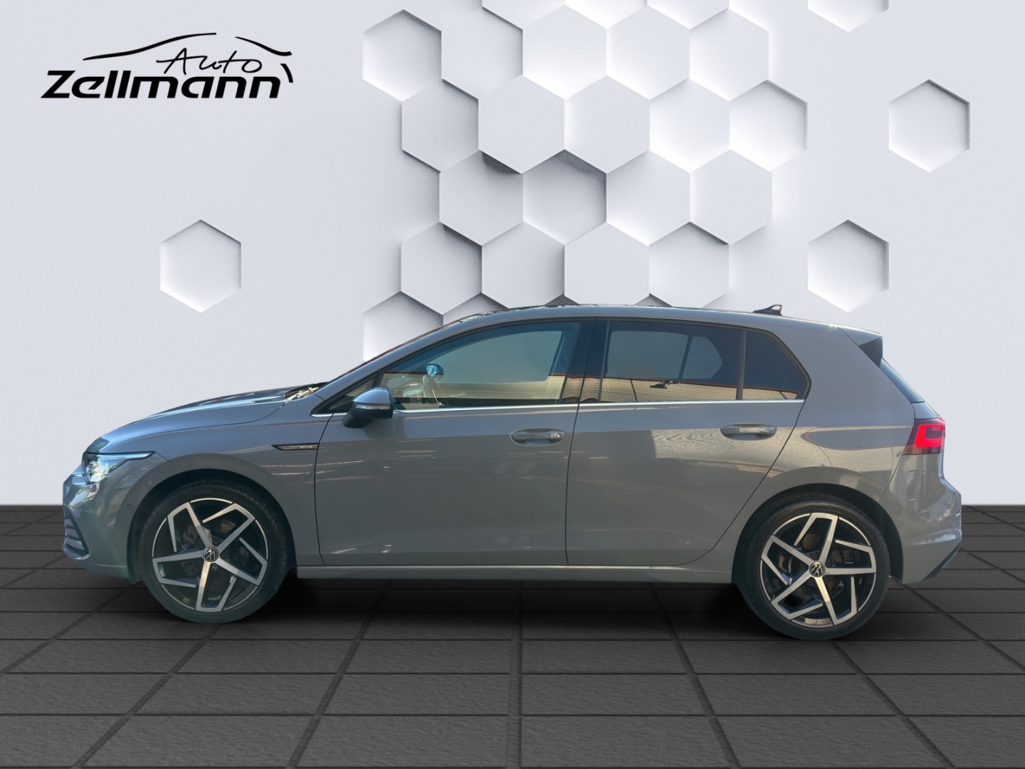 Golf VIII Mildhybrid EU6d-T Style 1.5 eTSI MatrixLED PanoDach HuD ParkAssist ACC Rückfahrkamera Standheizung Sitzheiz