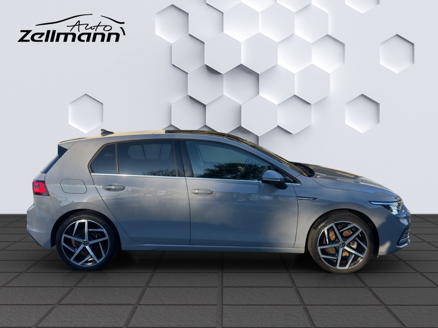 Golf VIII Mildhybrid EU6d-T Style 1.5 eTSI MatrixLED PanoDach HuD ParkAssist ACC Rückfahrkamera Standheizung Sitzheiz