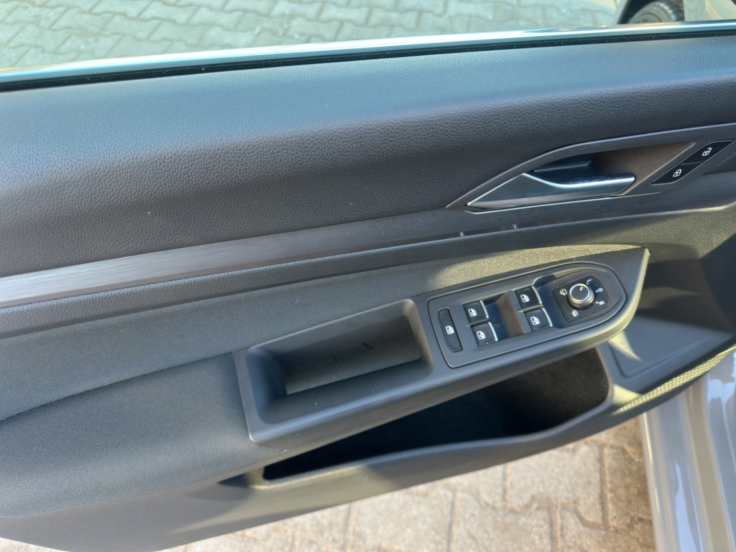 Golf VIII Mildhybrid EU6d-T Style 1.5 eTSI MatrixLED PanoDach HuD ParkAssist ACC Rückfahrkamera Standheizung Sitzheiz