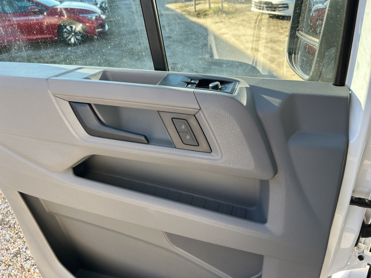 Crafter 35 Kasten 2,0l TDI 6-Gang Klimaautom DAB SHZ Keyless Spurhalteass. Verkehrszeichenerk.