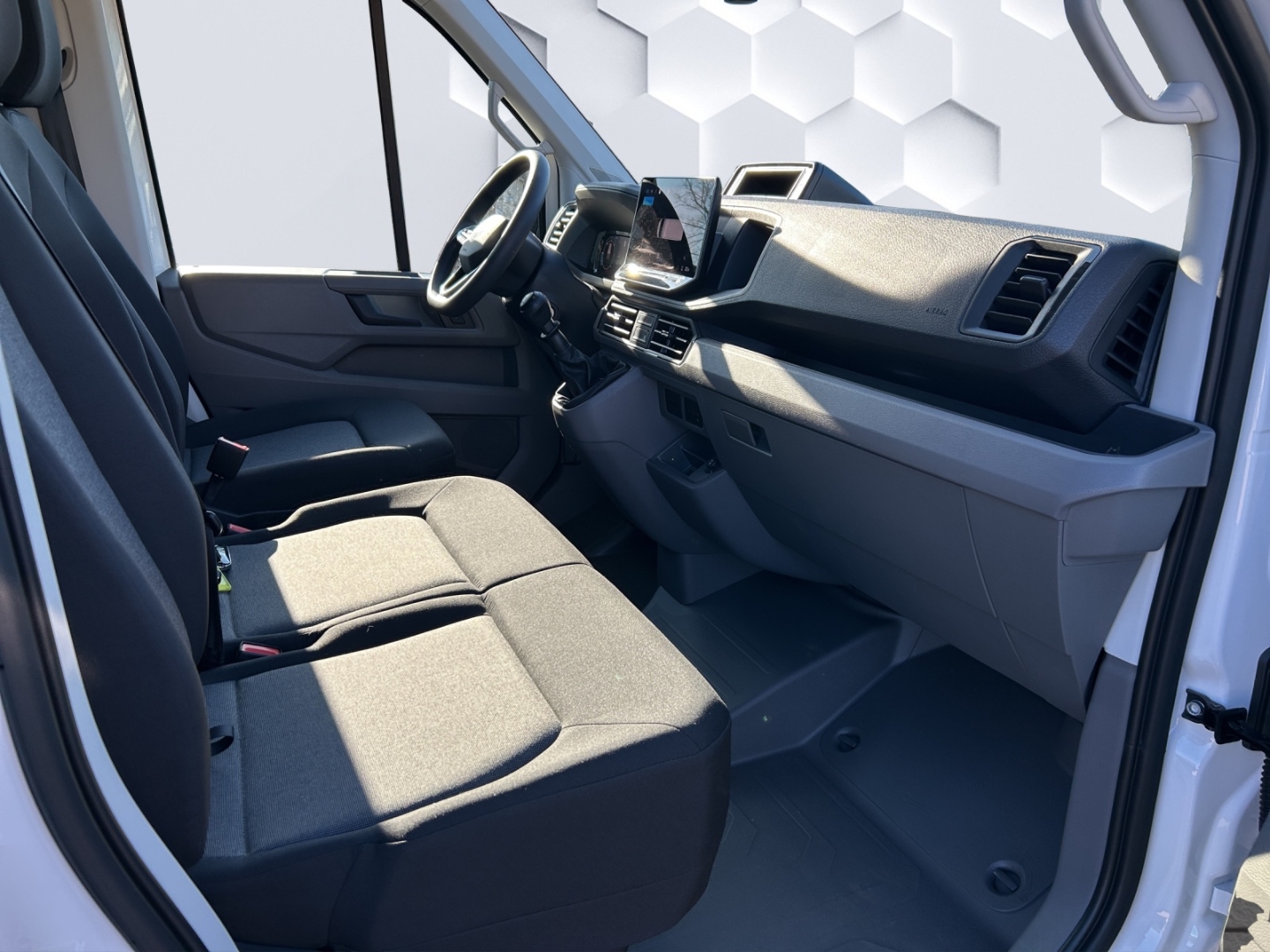 Crafter 35 Kasten 2,0l TDI 6-Gang Klimaautom DAB SHZ Keyless Spurhalteass. Verkehrszeichenerk.