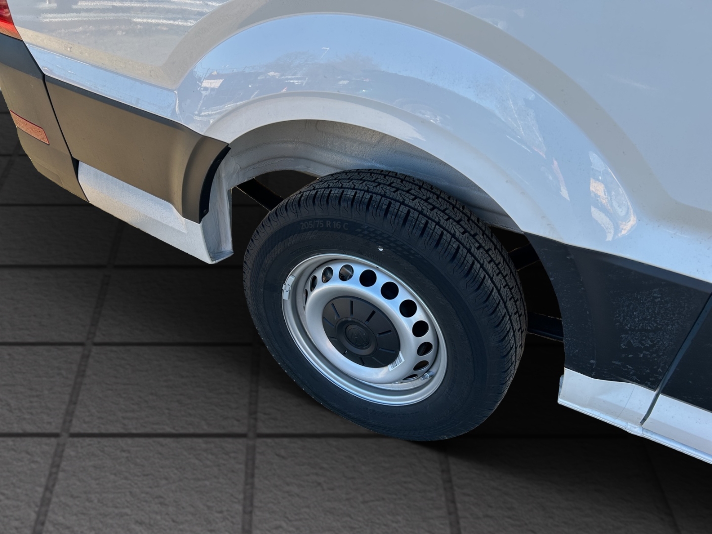 Crafter 35 Kasten 2,0l TDI 6-Gang Klimaautom DAB SHZ Keyless Spurhalteass. Verkehrszeichenerk.