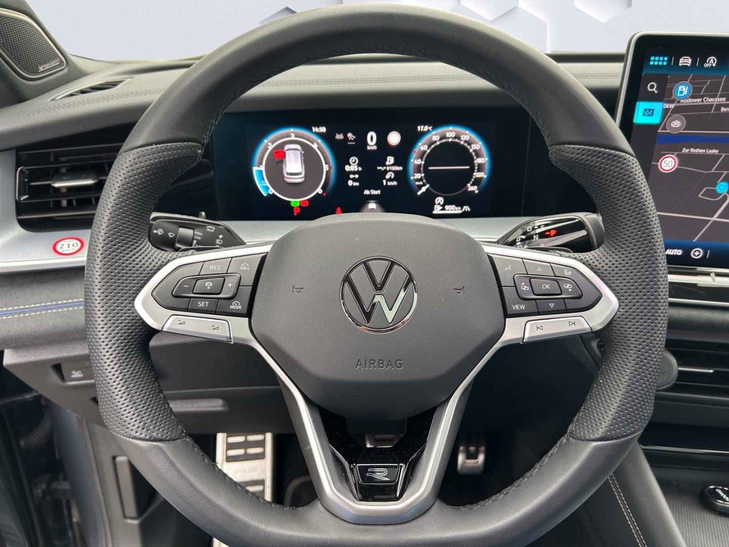 Tayron R-Line 2.0 TDI 4MOTION DSG AhK StHz W+S Reifen