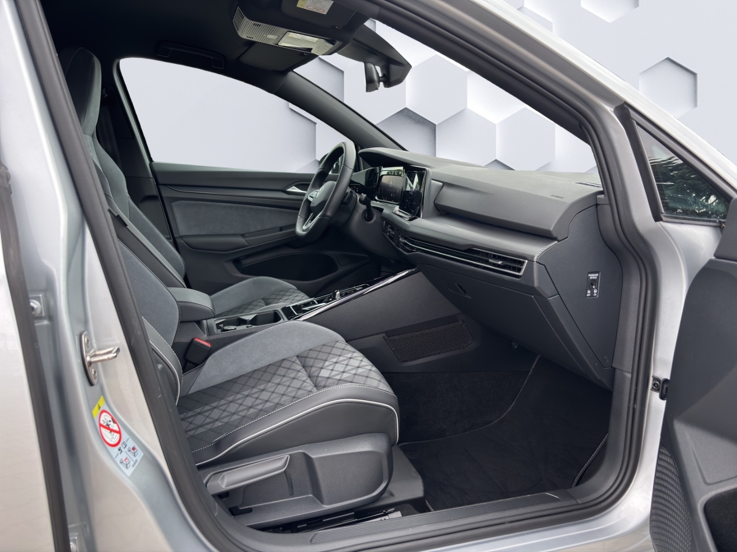 Golf Variant VIII Mildhybrid EU6d R-Line 1.5 eTSI 96KW DSG