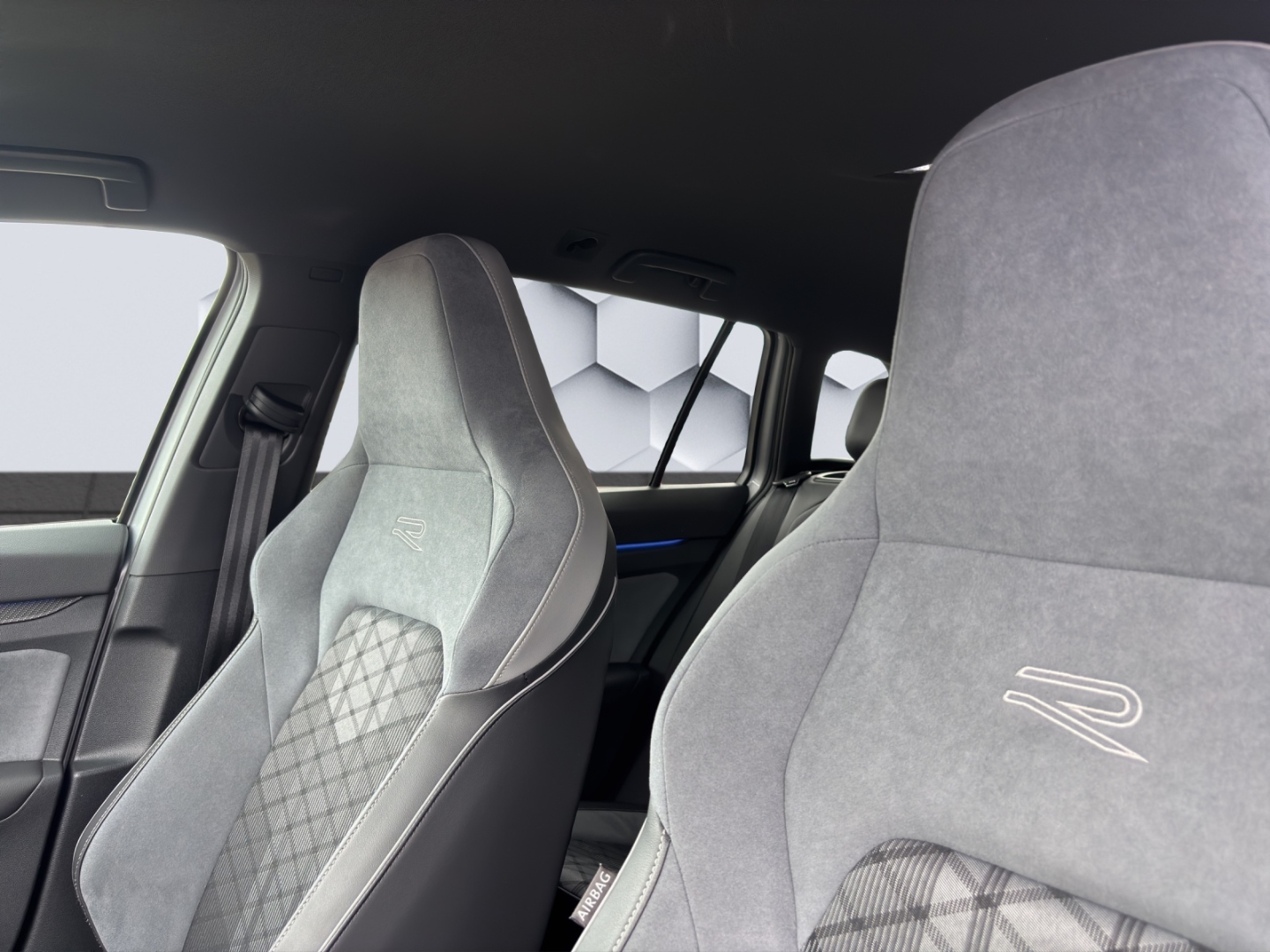 Golf Variant VIII Mildhybrid EU6d R-Line 1.5 eTSI 96KW DSG