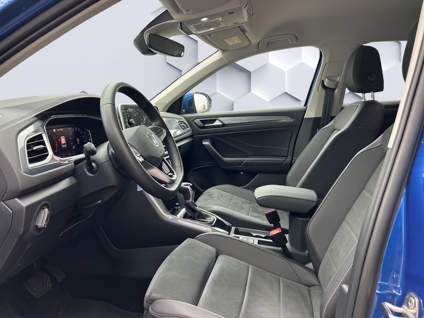 T-Roc 1.5l TSI DSG Navi IQ Light & Drive W+S Reifen