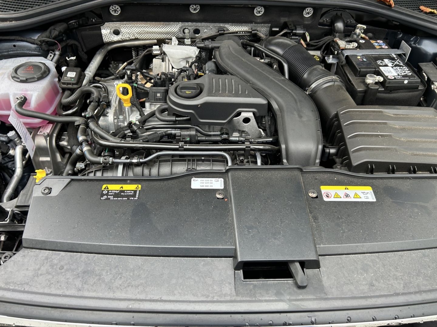 T-Roc 1.5l TSI DSG Navi IQ Light & Drive W+S Reifen