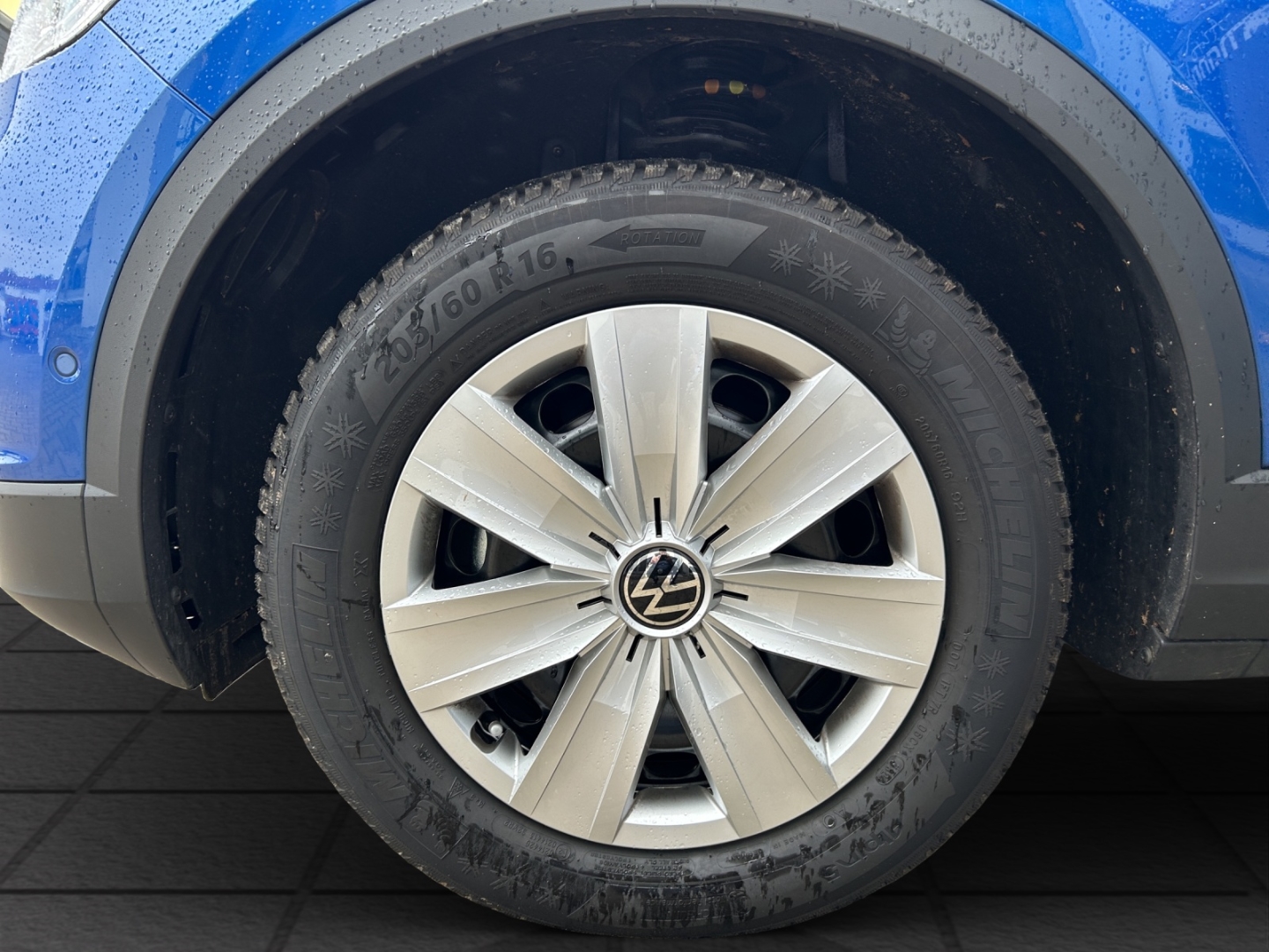 T-Roc 1.5l TSI DSG Navi IQ Light & Drive W+S Reifen