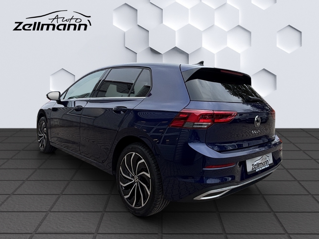 Golf Style 1,5 l Hybrid DSG LED Navi AppConnect Rückfahrkamera