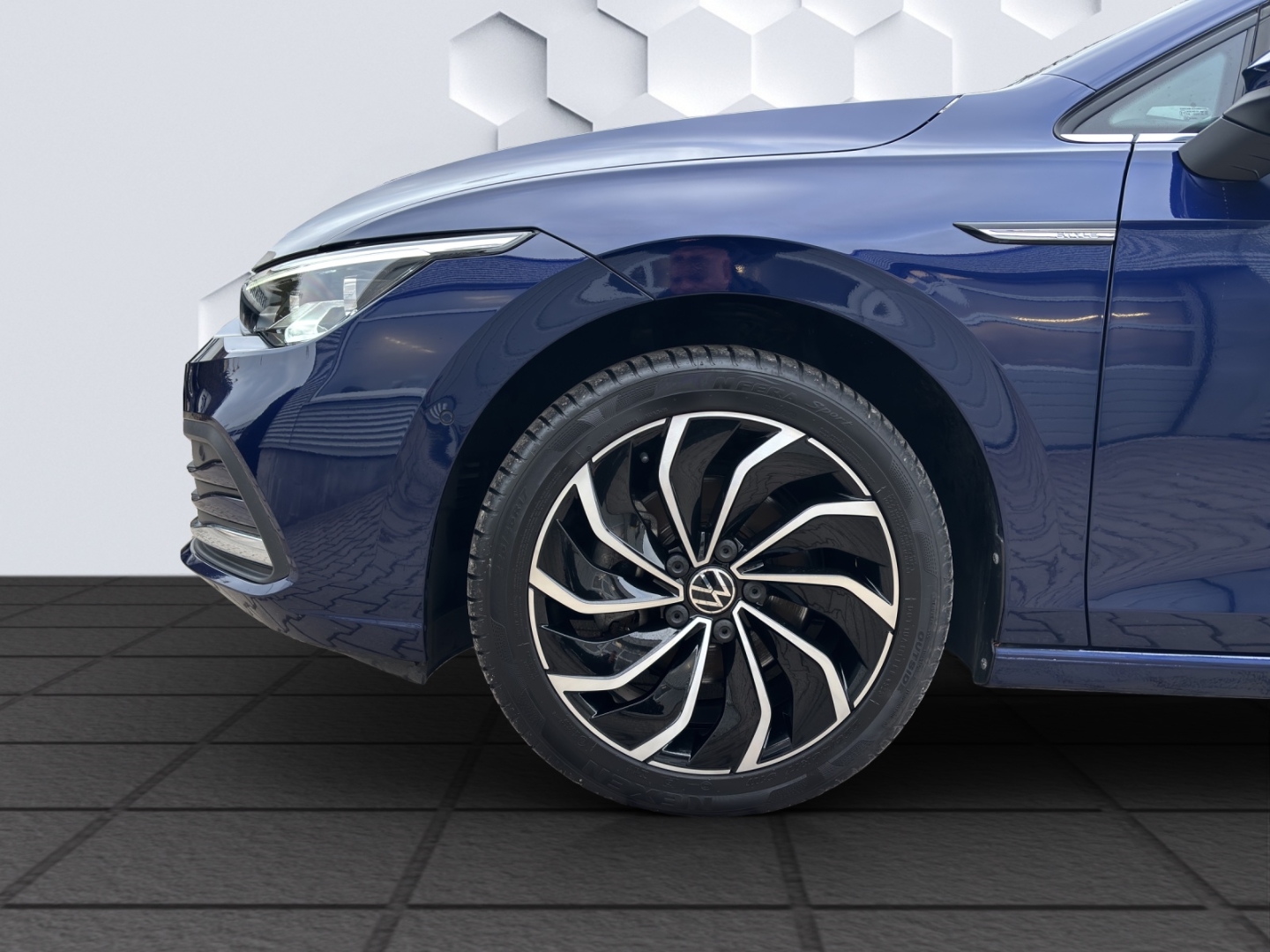 Golf Style 1,5 l Hybrid DSG LED Navi AppConnect Rückfahrkamera