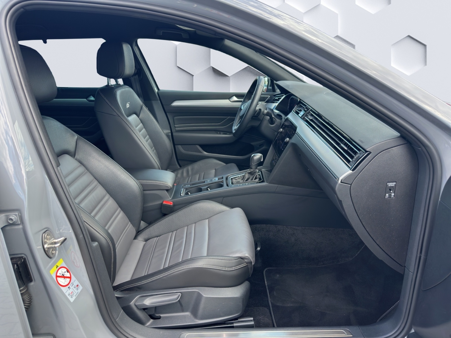 Passat 1.5TSi DSG AHZV LED Rückfahrkamera FrontAssist ParkAssist Sitzheizung