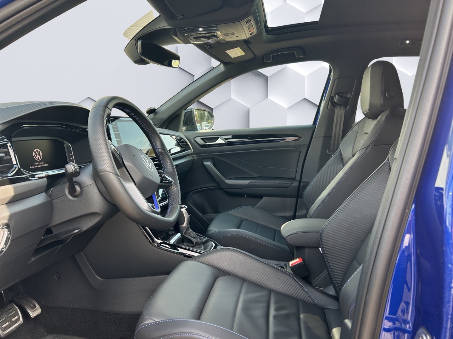 T-Roc R 2.0l TSI 4MOTION DSG El. Panodach Navi Leder AD AHK-abnehmbar Digitales Cockpit