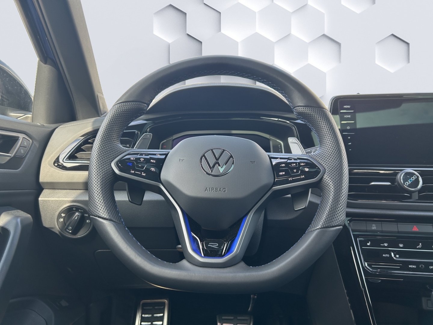 T-Roc R 2.0l TSI 4MOTION DSG El. Panodach Navi Leder AD AHK-abnehmbar Digitales Cockpit