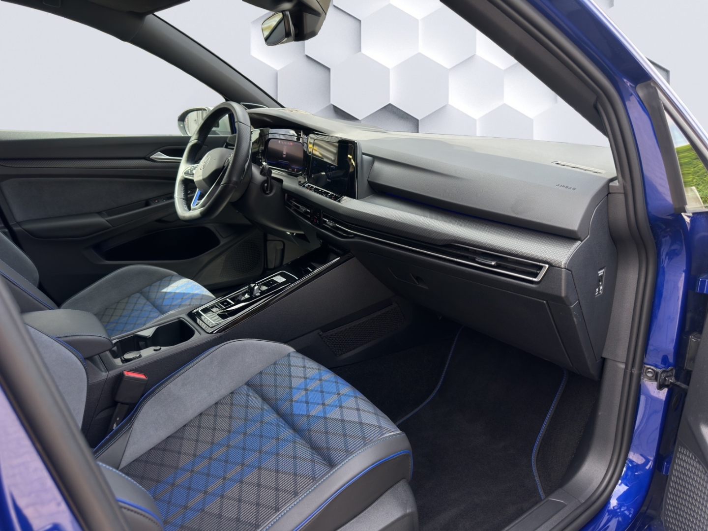 Golf R VIII 2.0 TSI 4Motion DSG 235kW LED HuD App-Connect