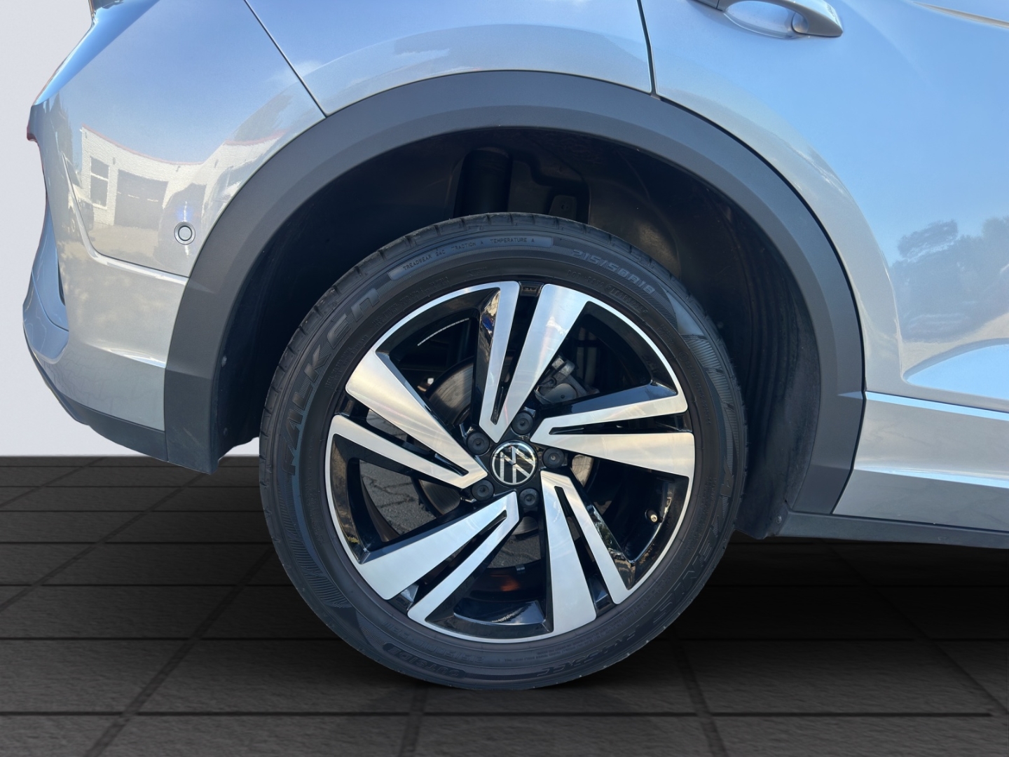 T-Roc 1.5 TSI EU6d 1.5TSi DSG R-Line LED Matrix AHZV Rückfahrkamera