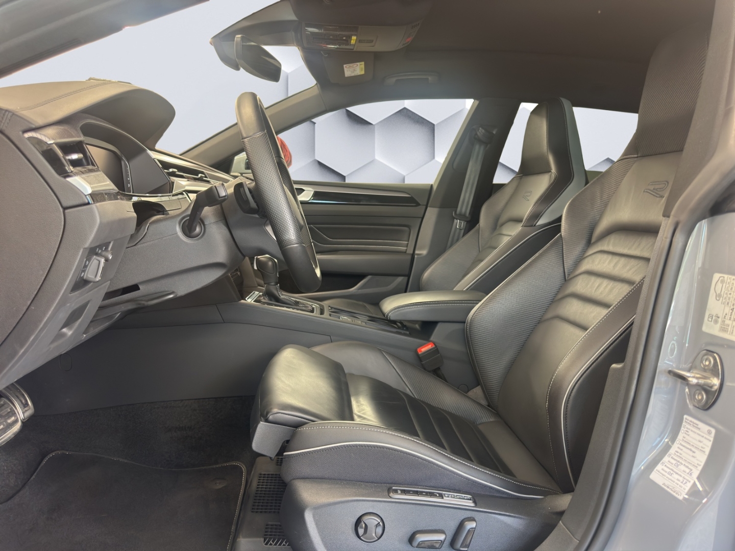 Arteon 4Motion 2.0 TSI EU6d Shooting Brake 2.0TSi 206kW R-Line AHZV HuD LED Leder