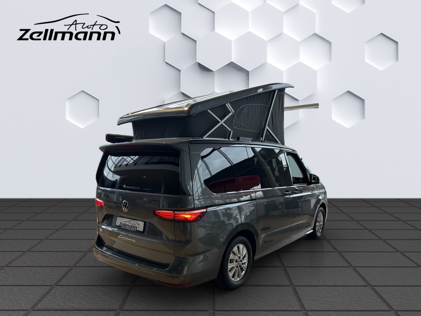 T7 California Beach Tour 2,0l TSI DSG StandHZG AHK Navi Klimaautom SHZ Keyless Verkehrszeichenerk.