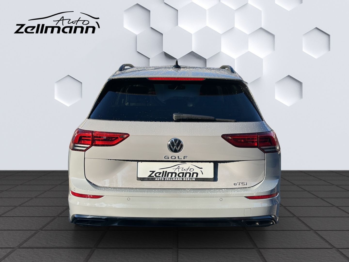 Golf Variant VIII 1.5 eTSI R-Line DSG 96kW LED AHZV Rückfahrkamera