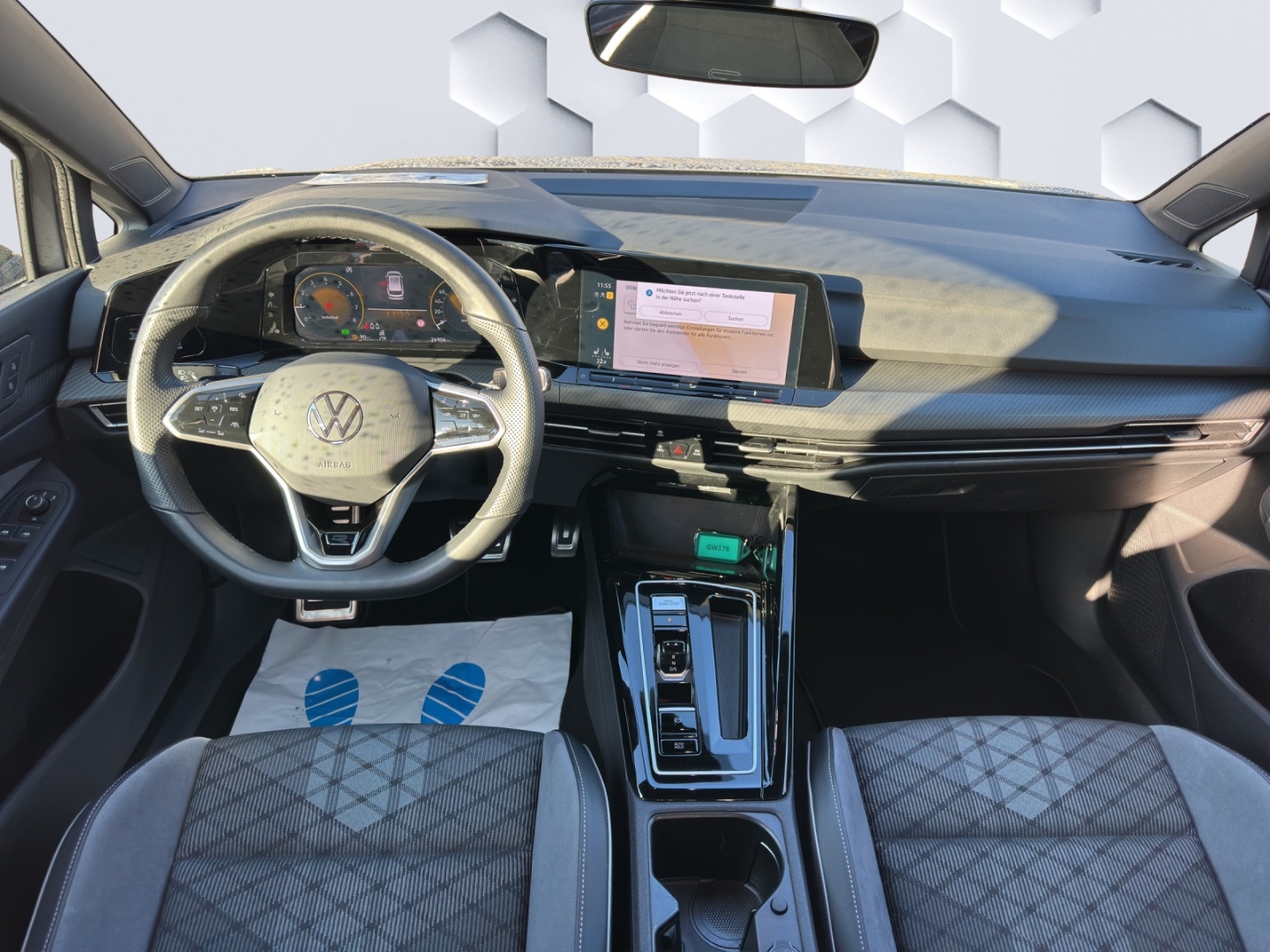 Golf Variant VIII 1.5 eTSI R-Line DSG 96kW LED AHZV Rückfahrkamera