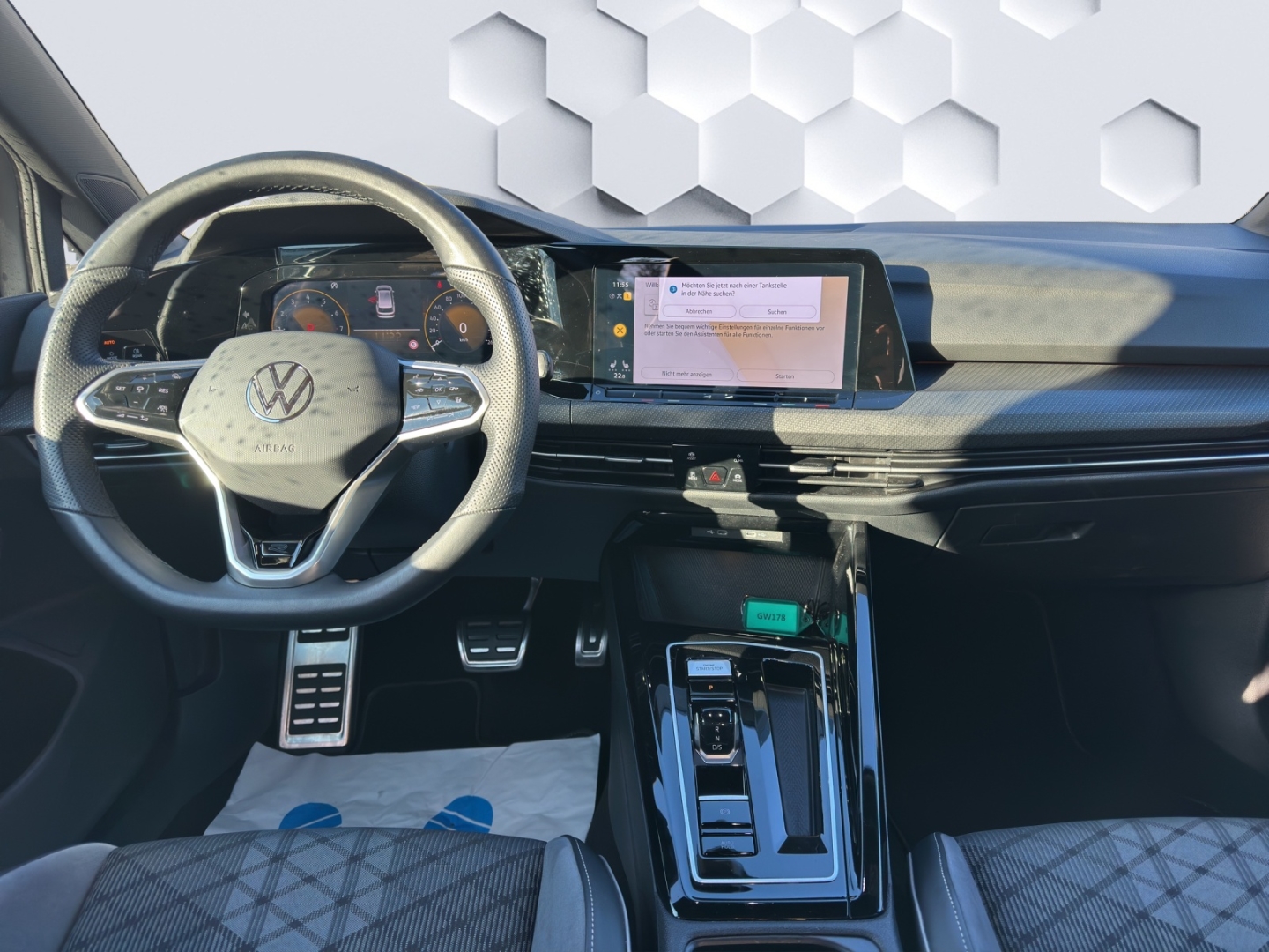 Golf Variant VIII 1.5 eTSI R-Line DSG 96kW LED AHZV Rückfahrkamera