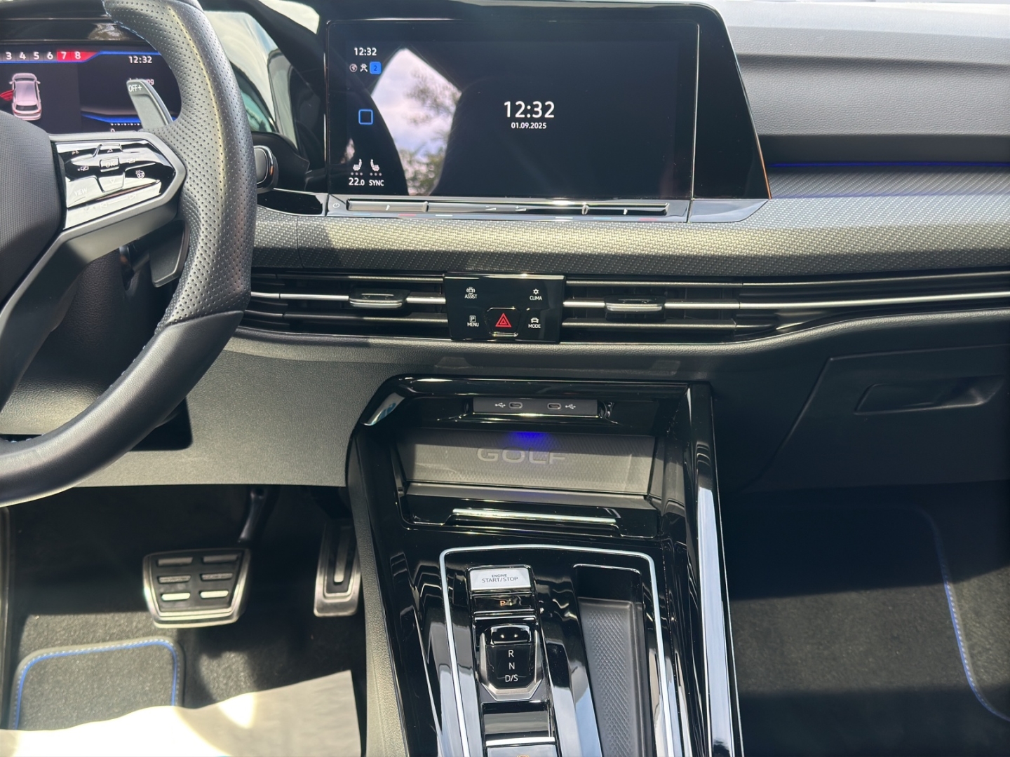 Golf R 2.0 TSI 4Motion DSG 235kW Panoschiebedach HuD Sitzheizung