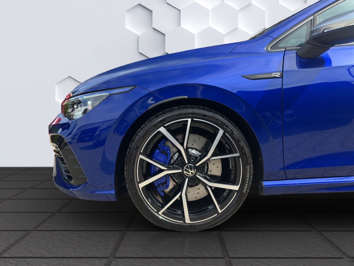 Golf R 2.0 TSI 4Motion DSG 235kW Panoschiebedach HuD Sitzheizung
