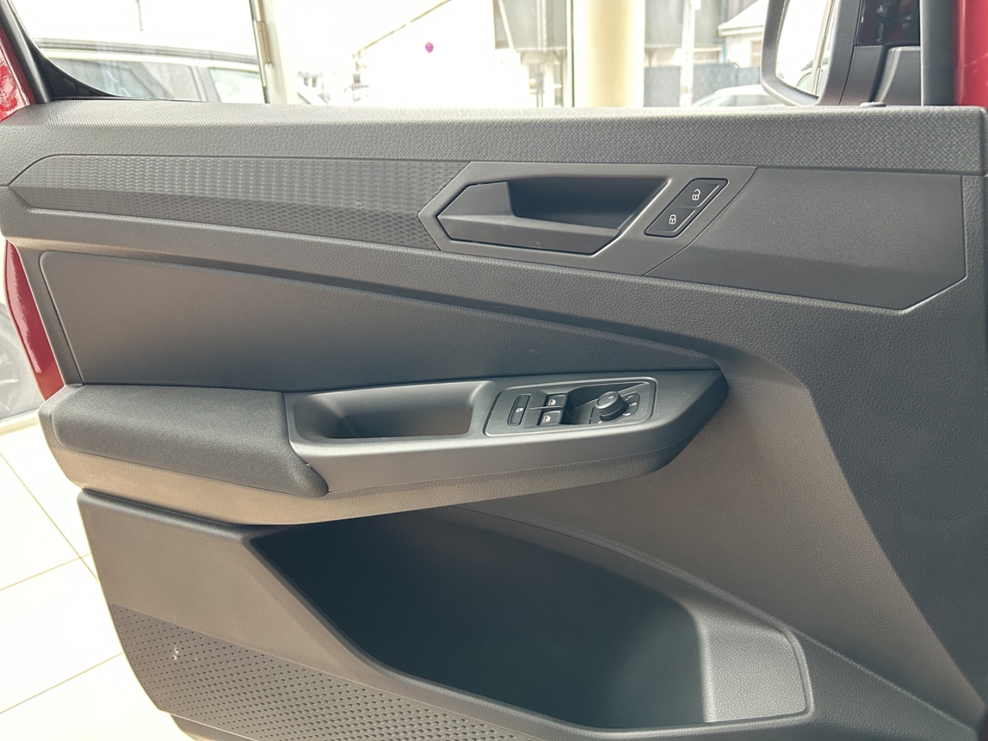 Caddy 2,0 l TDI 6.Gang AHK-abnehmbar 2-Zonen-Klimaautom DAB SHZ Keyless Entry Keyless