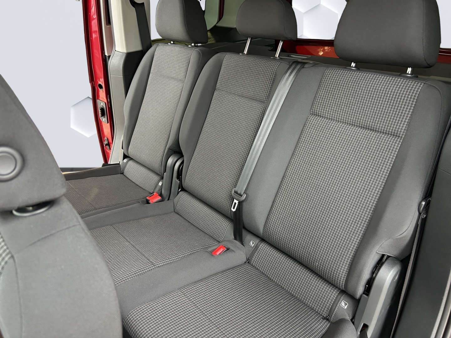 Caddy 2,0 l TDI 6.Gang AHK-abnehmbar 2-Zonen-Klimaautom DAB SHZ Keyless Entry Keyless