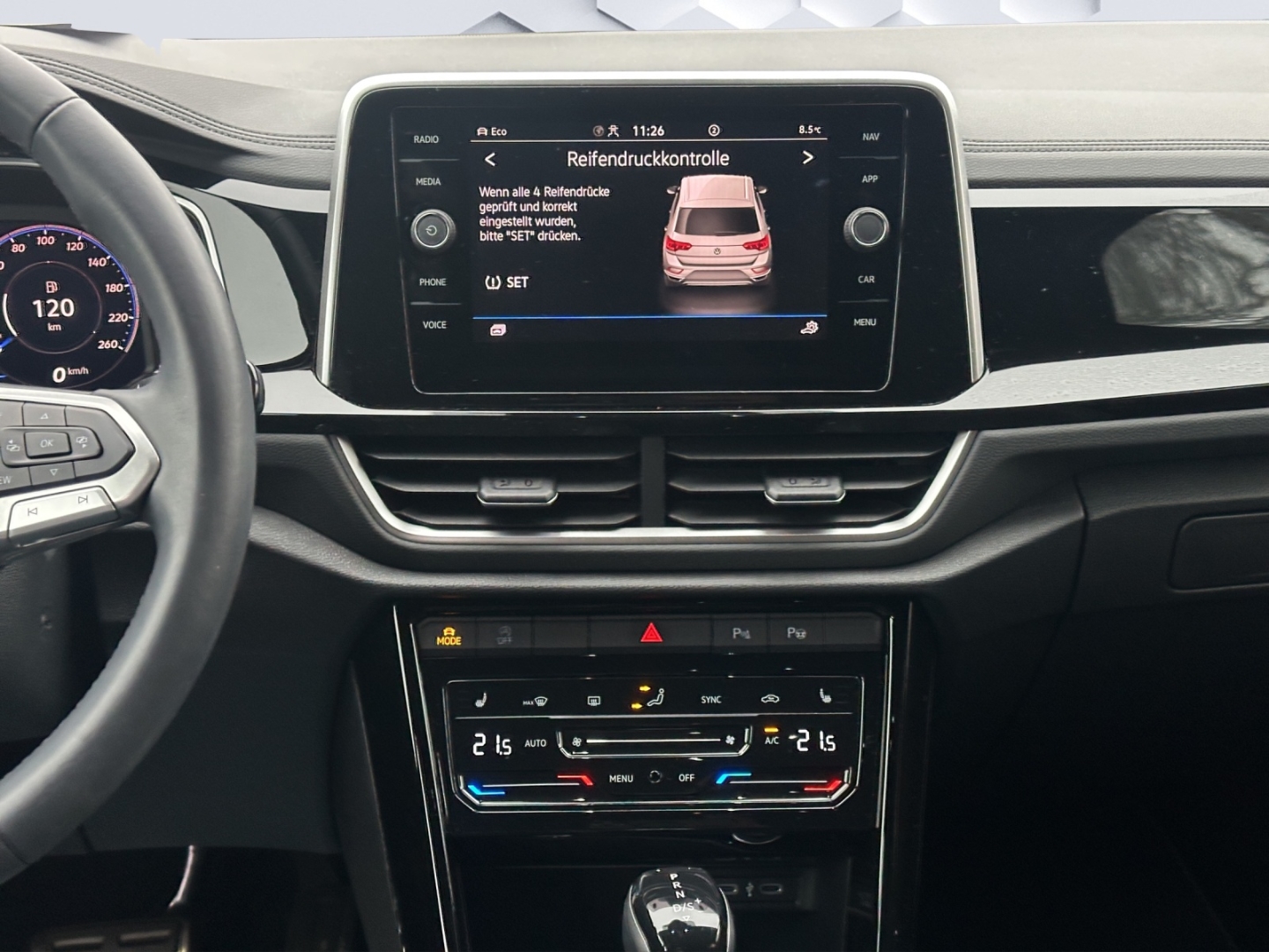 T-Roc R-Line 1.5 l TSI OPF 110 kW (150 PS) 7-Gang-Doppelkupplungsgetriebe AHZV,MatrixLED,ACC,Rückfahrkamera,ParkLenkAssist,Sitzheizung