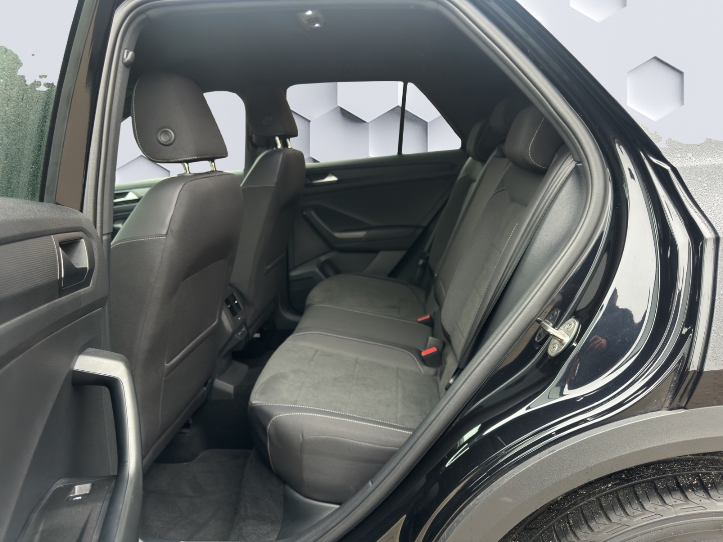 T-Roc R-Line 1.5 l TSI OPF 110 kW (150 PS) 7-Gang-Doppelkupplungsgetriebe AHZV,MatrixLED,ACC,Rückfahrkamera,ParkLenkAssist,Sitzheizung