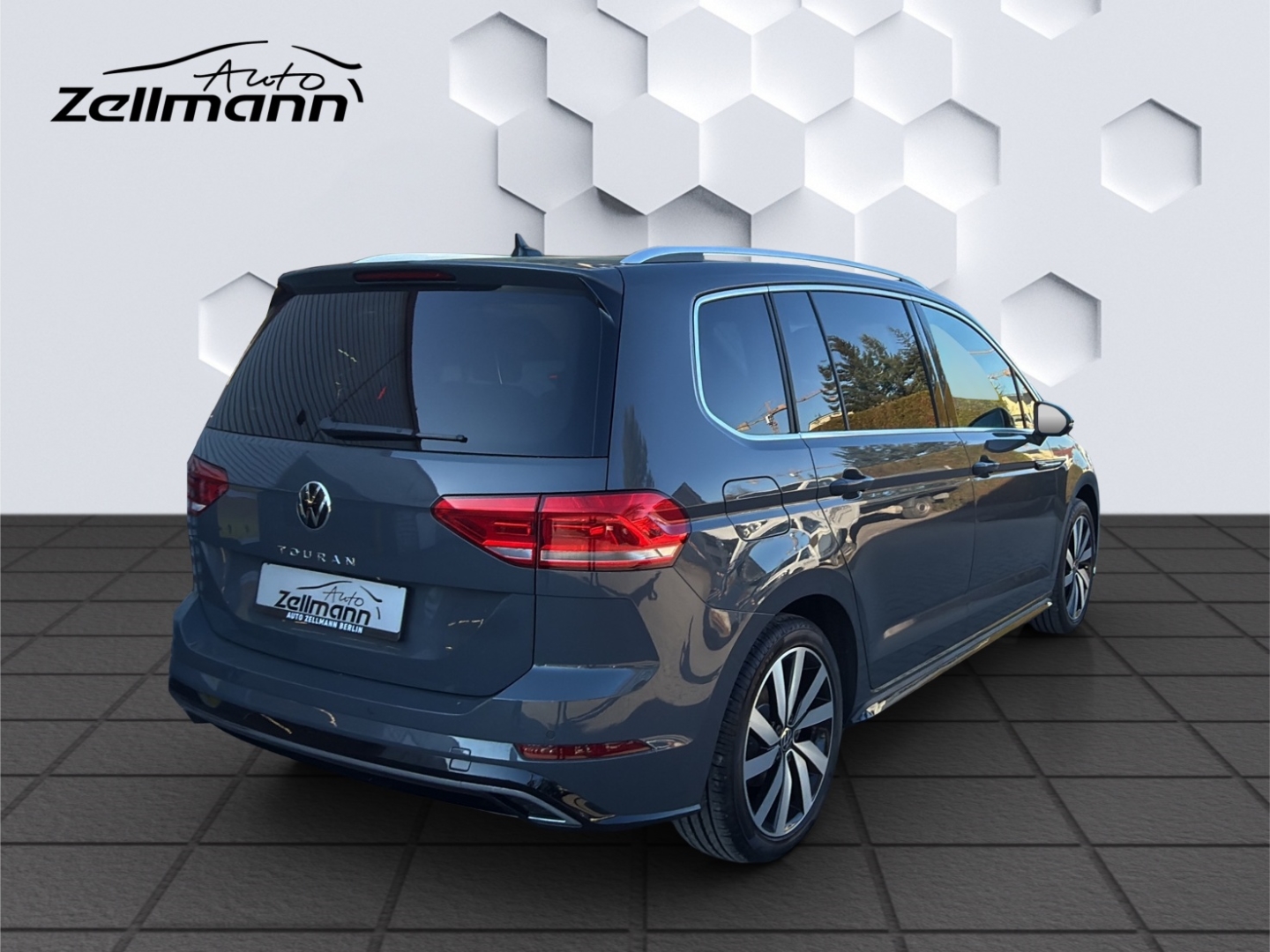 Touran BMT Start-Stopp Highline 1.5TSI AHZV LED PDC ACC Rückfahrkamera Sitzheizung
