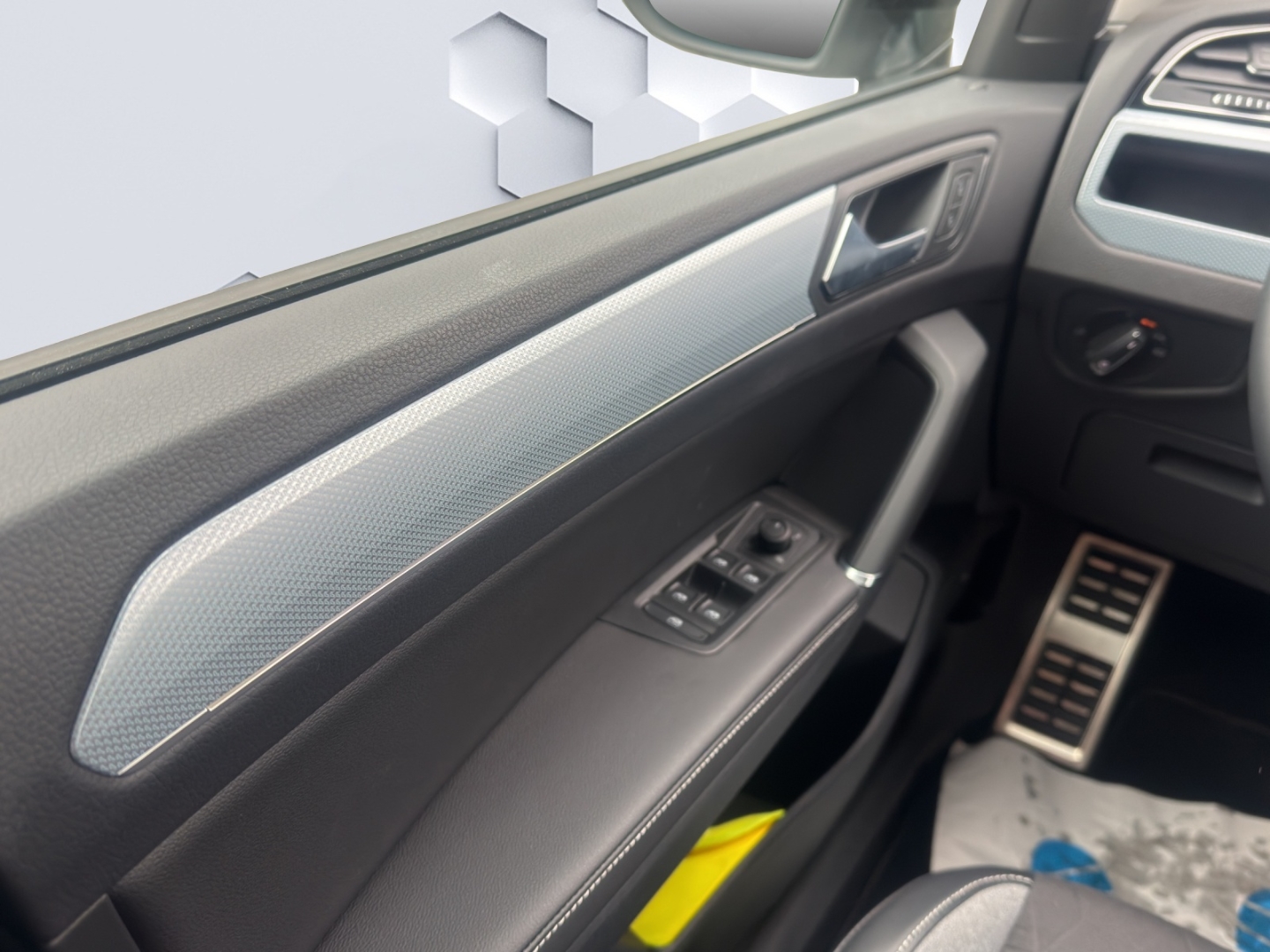 Touran BMT Start-Stopp Comfortline 2.0TDI 110kW AHZV LED GJR PDC ACC TrailerAssist Sitzheizung