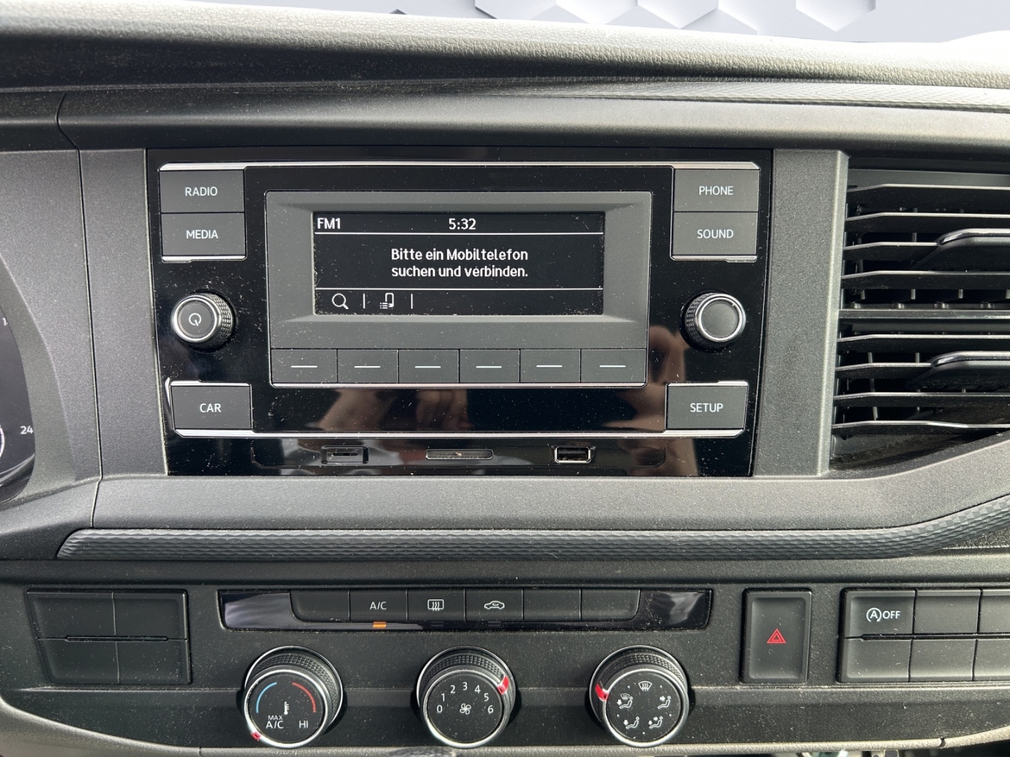 T6.1 Kombi FWD KR 2.0 TDI EU6 SCR BMT 110 kW 7- ParkPilot Klimaanlage