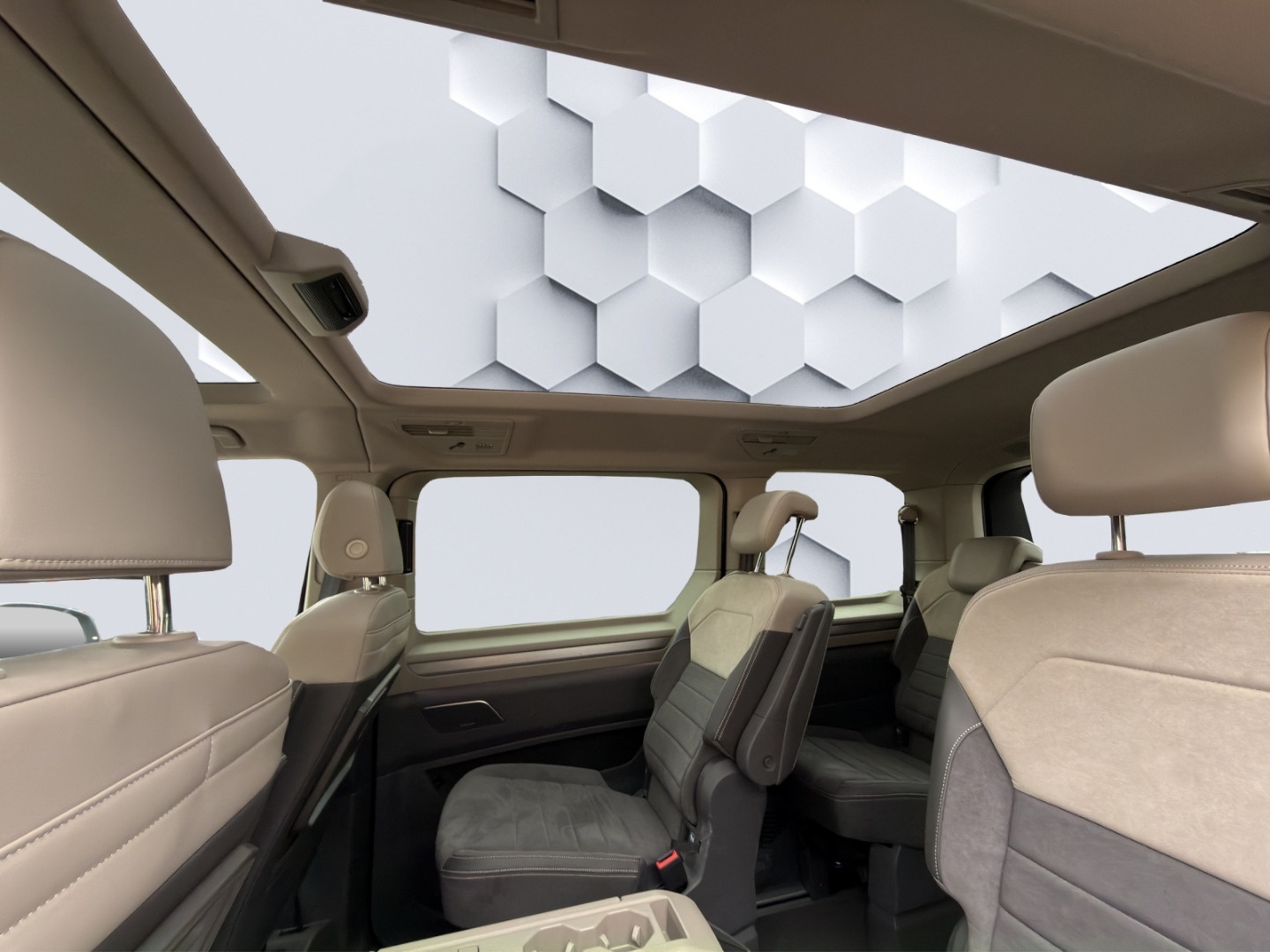 T7 Multivan Style 2.0 150kW MatrixLED PanoDach ACC Rückfahrkamera ParkLenkAssist