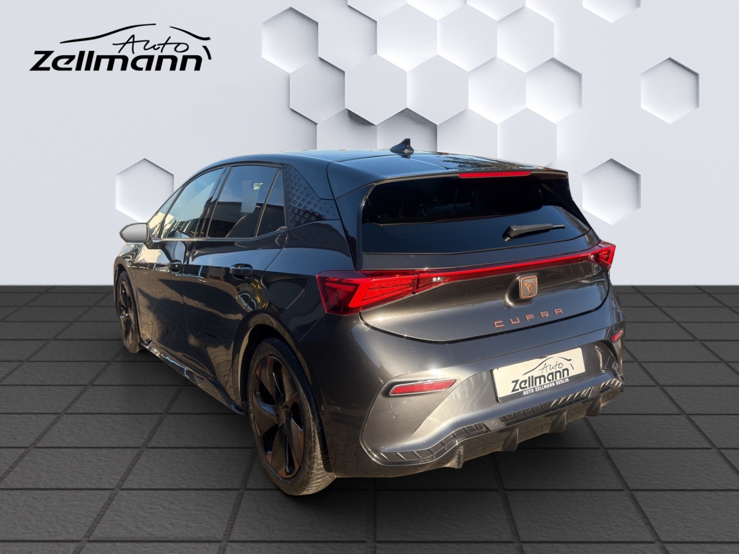 Born 150 kW 150kW LED HuD GJR ACC ParkLenkAssist Sitzheizung