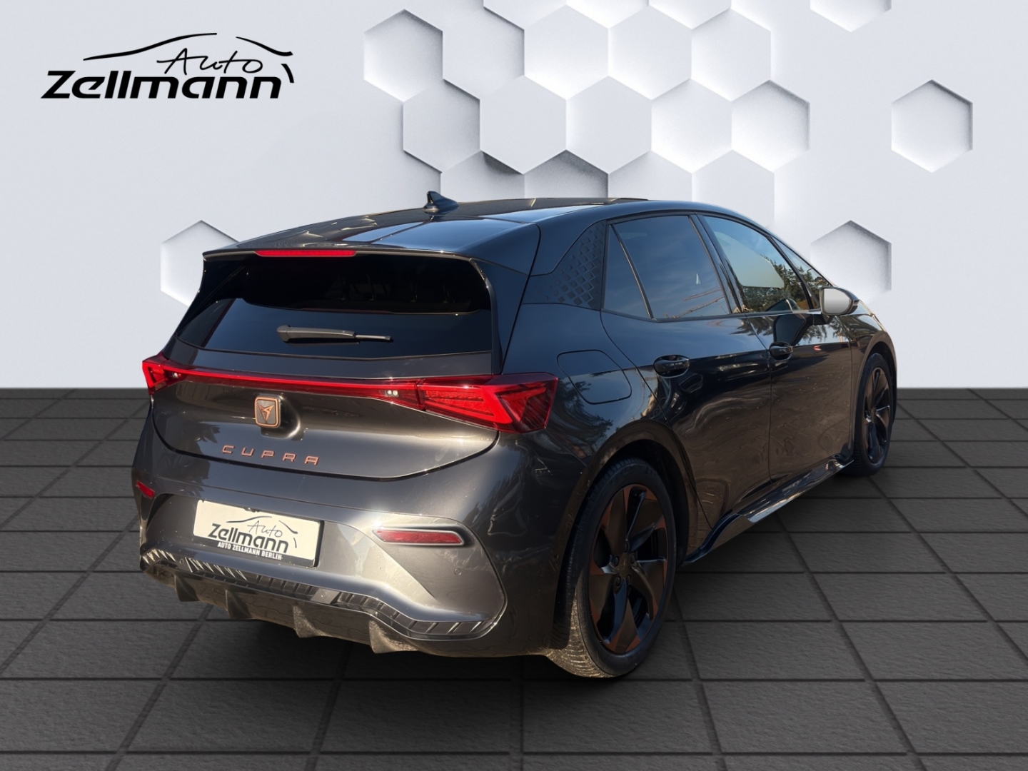 Born 150 kW 150kW LED HuD GJR ACC ParkLenkAssist Sitzheizung