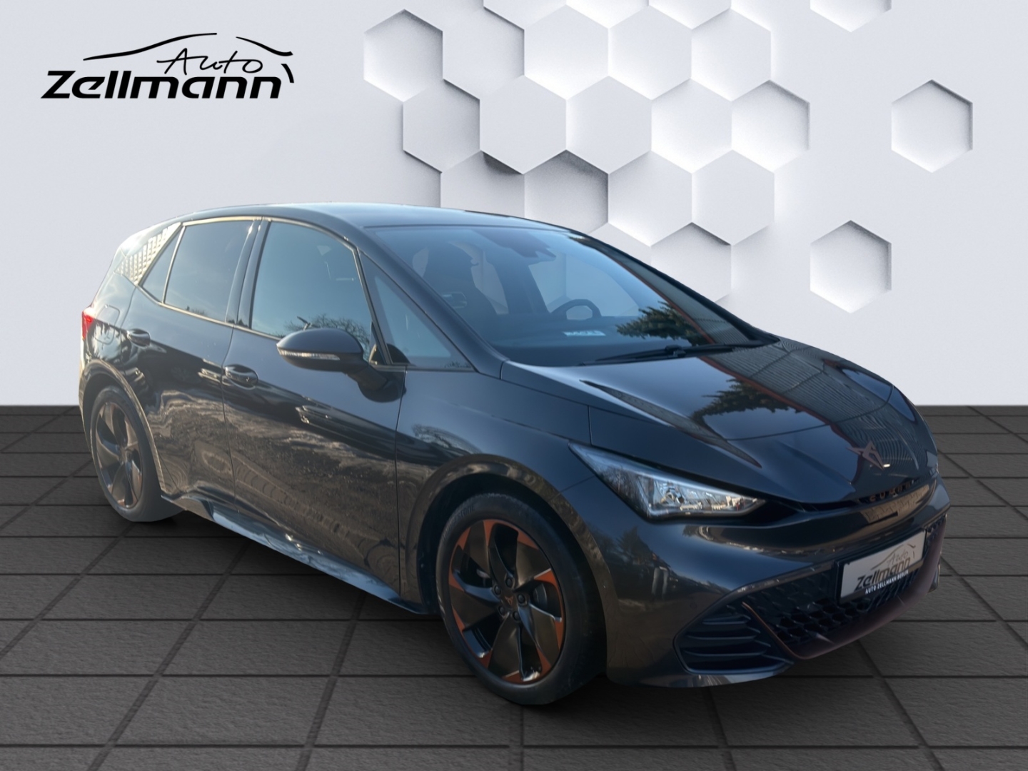 Born 150 kW 150kW LED HuD GJR ACC ParkLenkAssist Sitzheizung