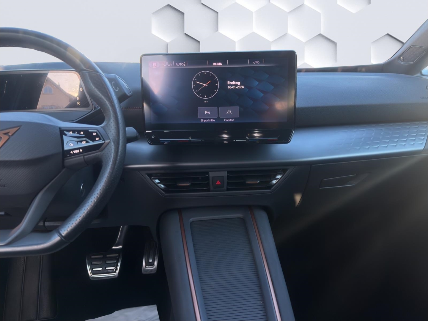 Born 150 kW 150kW LED HuD GJR ACC ParkLenkAssist Sitzheizung