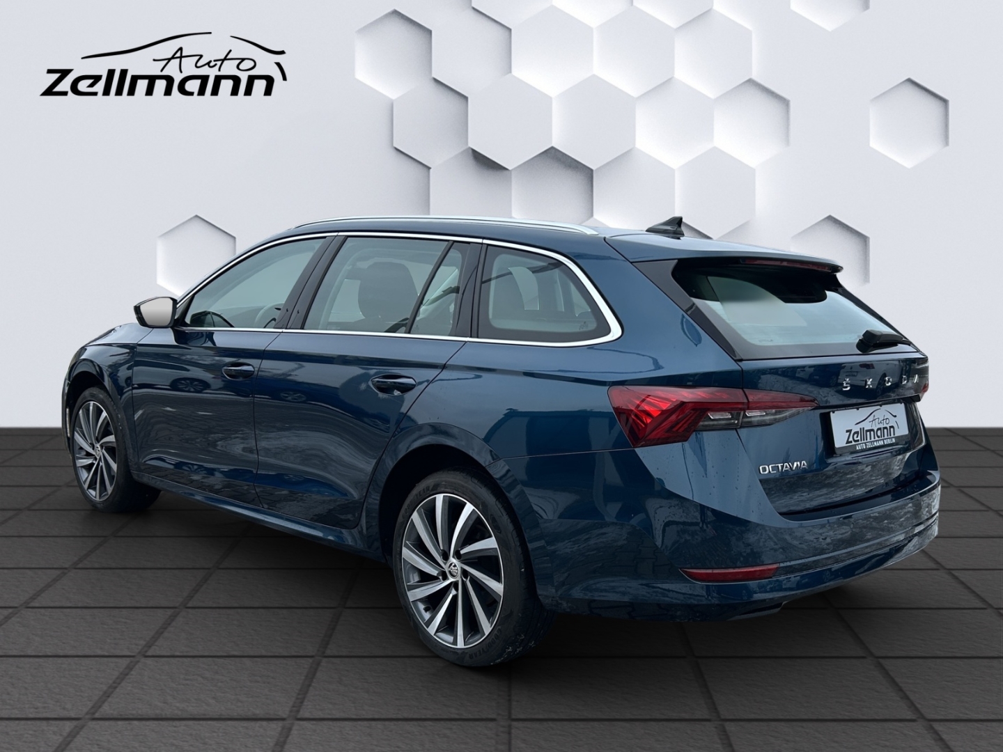 Octavia Combi Style 2.0TDI DSG AHZV LED HuD PDC Sitzheizung