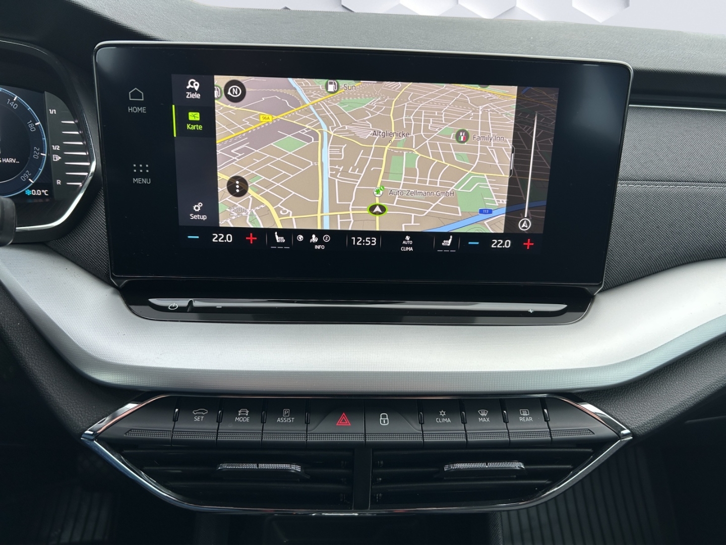 Octavia Combi Style 2.0TDI DSG AHZV LED HuD PDC Sitzheizung